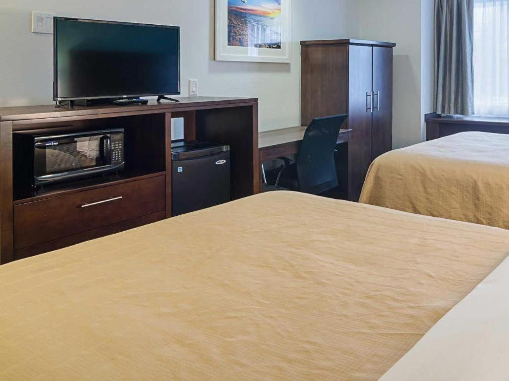 Quality Inn Seaside Buitenkant foto